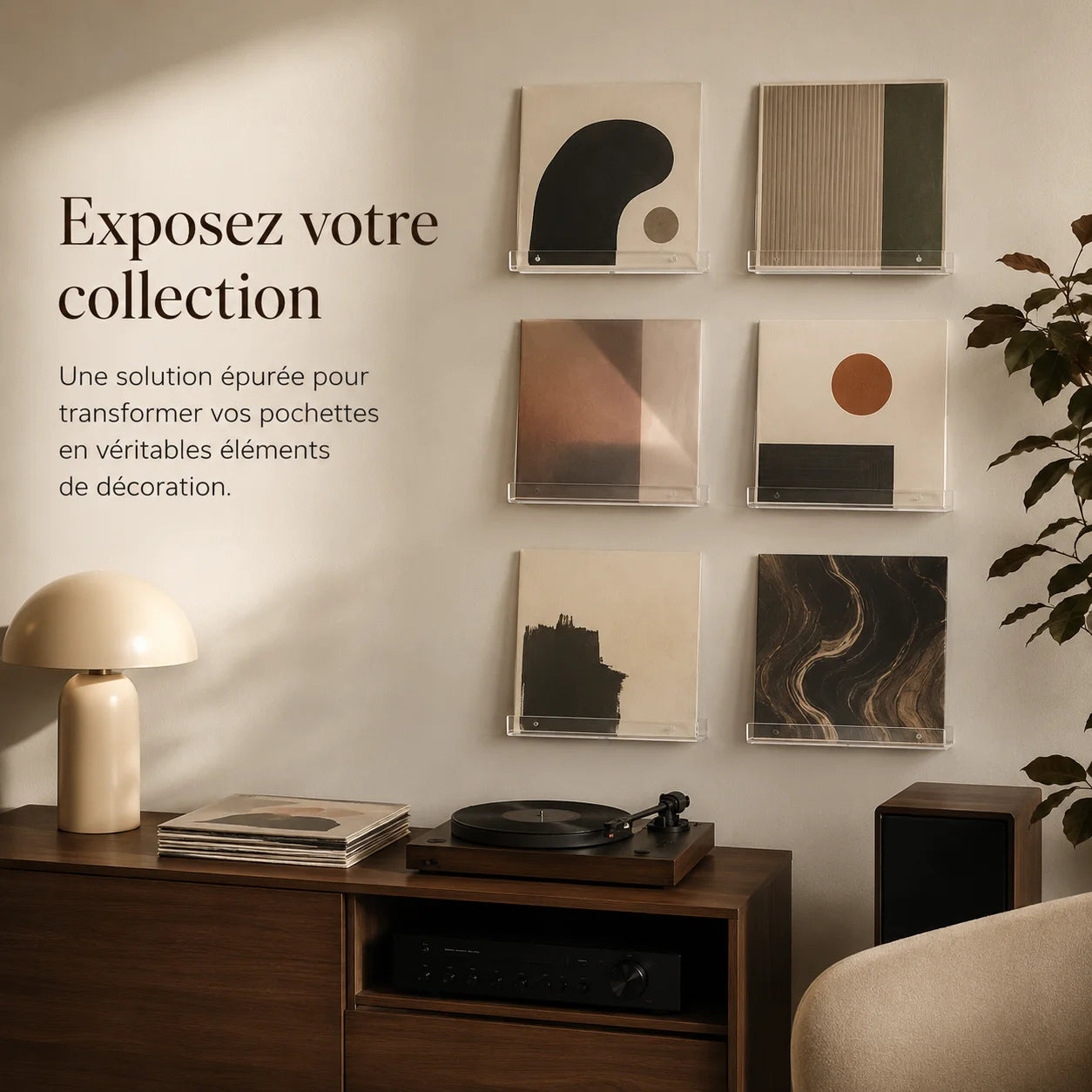 Grille 2×3 de présentoirs acryliques muraux avec 6 pochettes vinyles exposées, salon