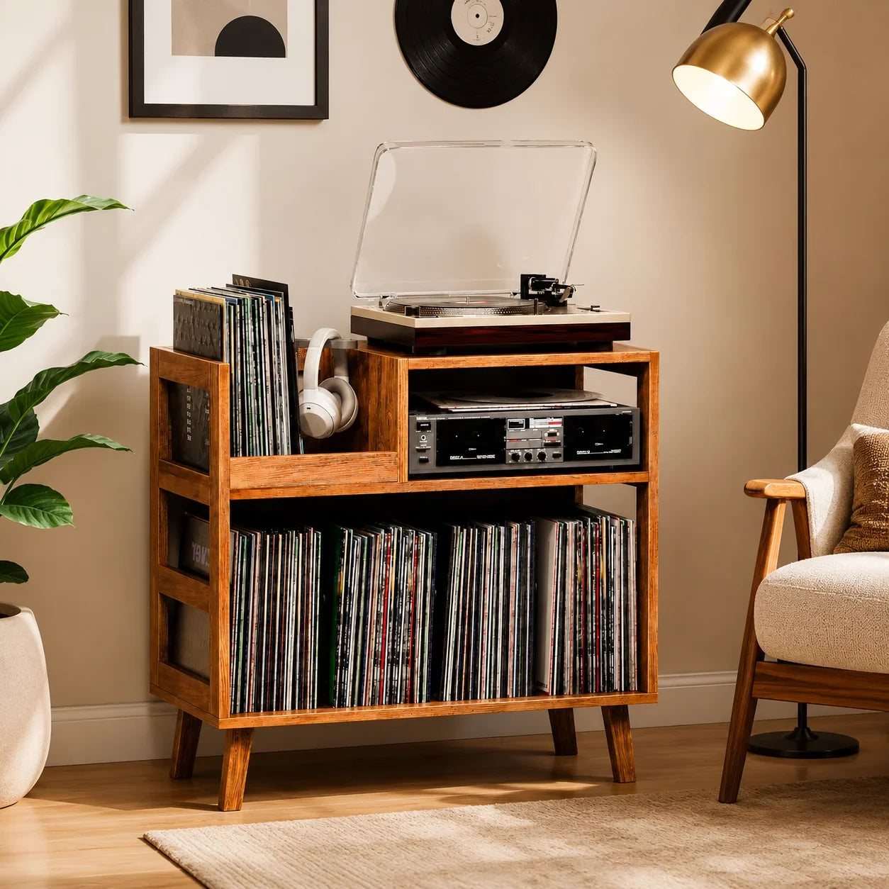 Salon rétro avec vinyles et platine
