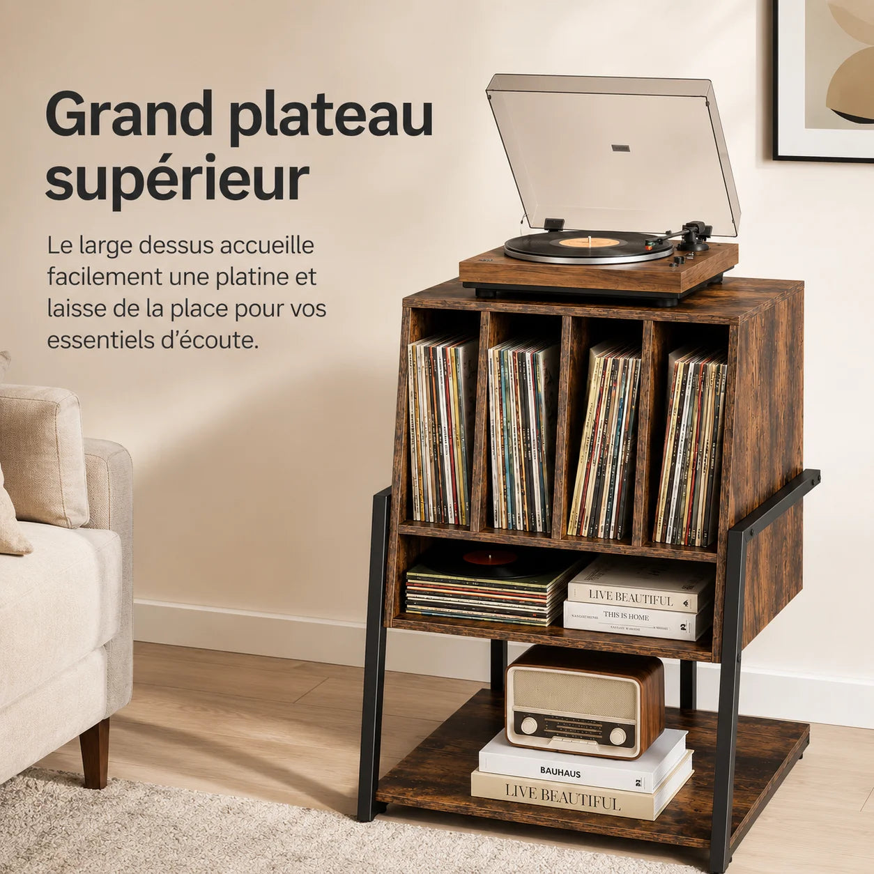 Plateau supérieur du meuble 4 séparateurs avec platine vinyle et espace pour accessoires audio